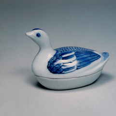 次回の展覧会「小さな伊万里焼展‐小皿・向付・猪口‐」 -戸栗美術館-